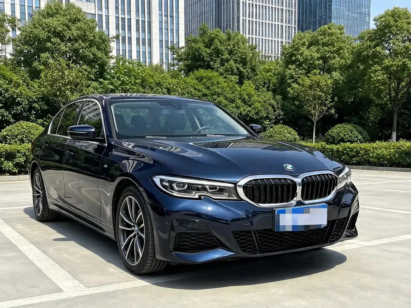 2021 BMW 3 Series 320Li M Sport Package — миниатюра 2