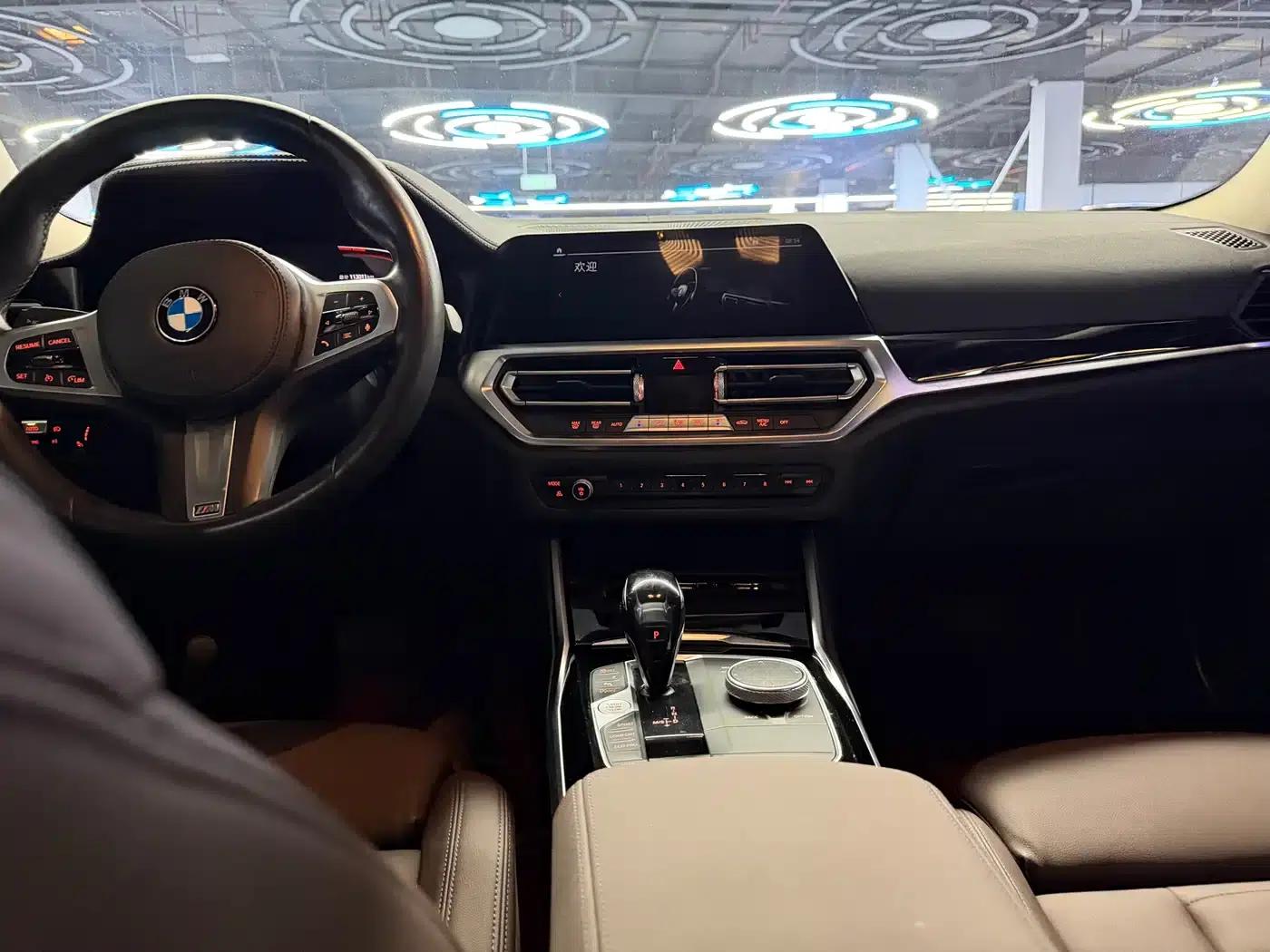 2021 BMW 3 Series 320Li M Sport Package — миниатюра 12