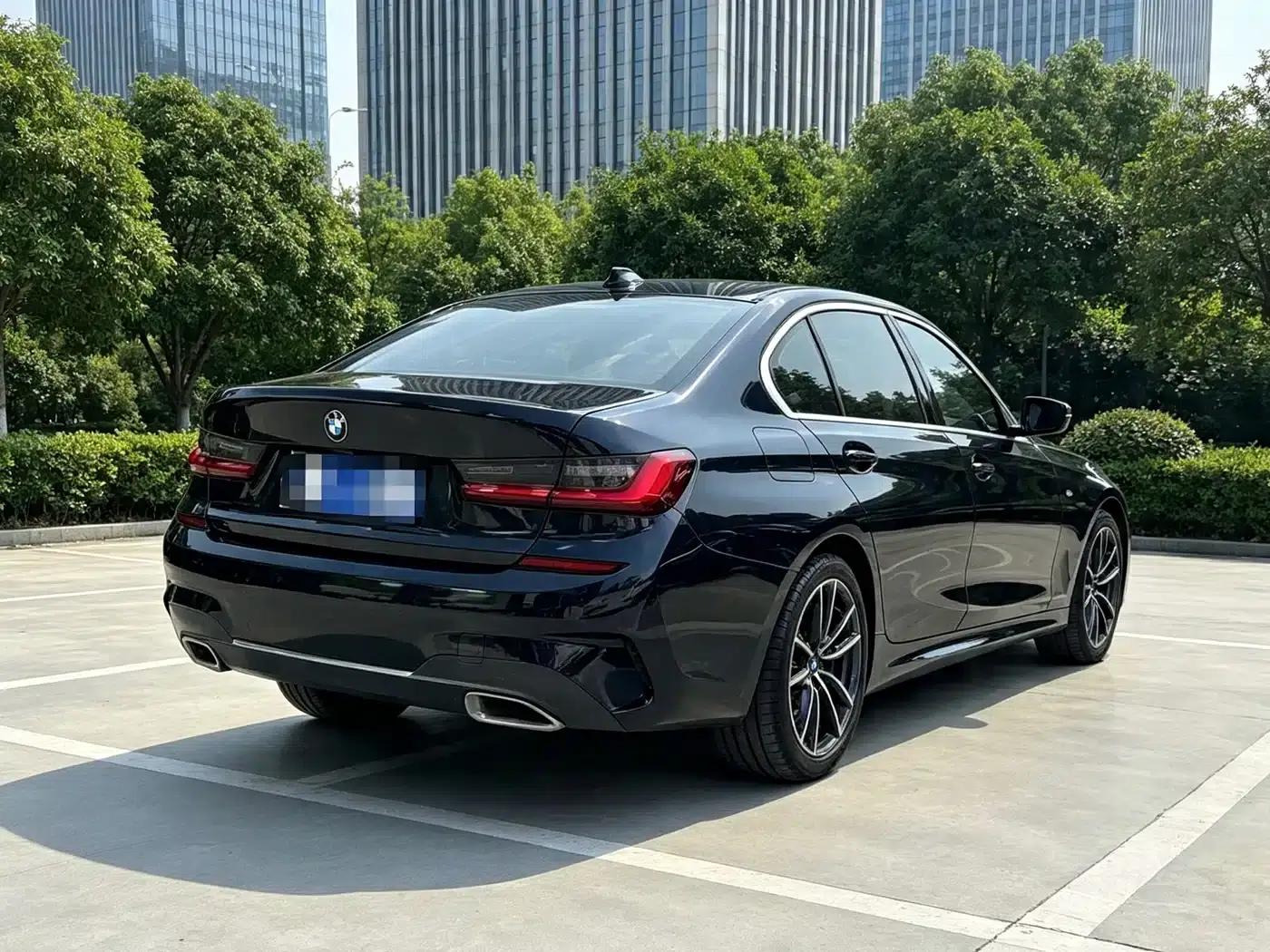 2021 BMW 3 Series 320Li M Sport Package — миниатюра 14