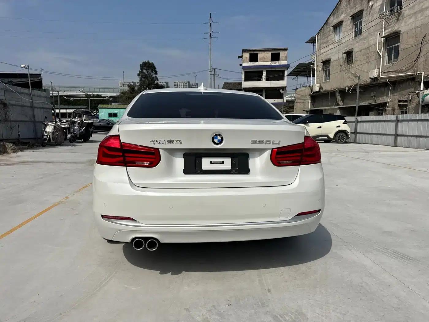 2017 BMW 3 Series 320Li Fashion Edition — миниатюра 4