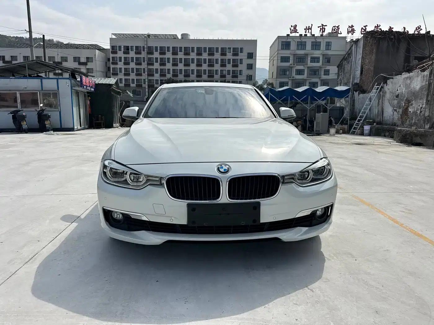2017 BMW 3 Series 320Li Fashion Edition — миниатюра 6