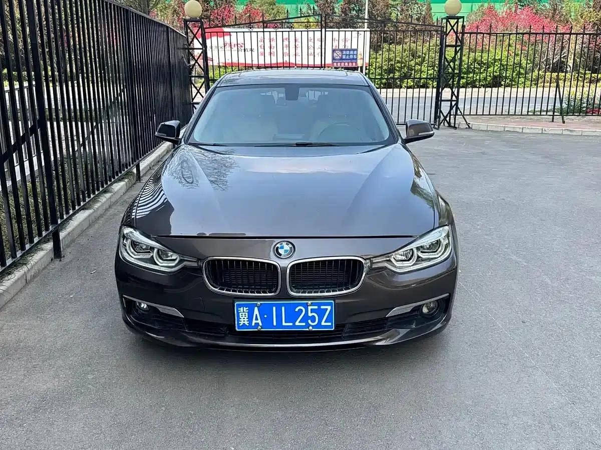 2014 BMW 3 Series 320i Progressive — миниатюра 1