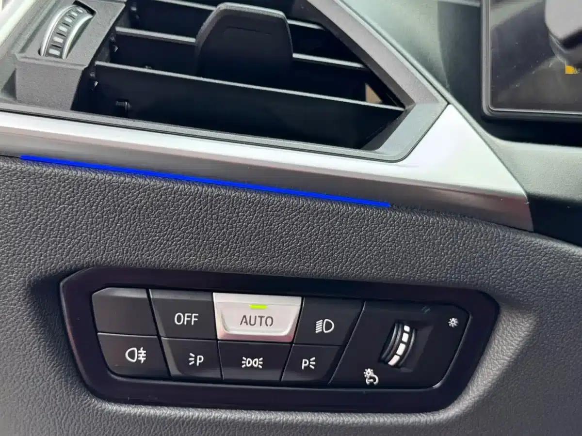 2023 BMW 3 Series 325Li M Sport Shadow Edition — миниатюра 20