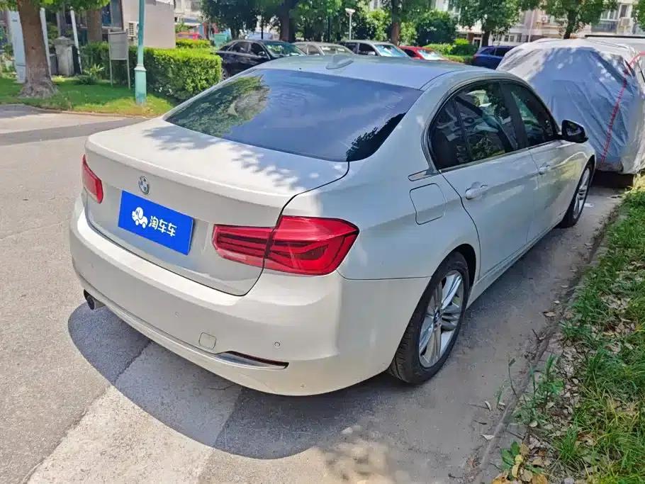 2017 BMW 3 Series 320Li Fashion Edition — миниатюра 3