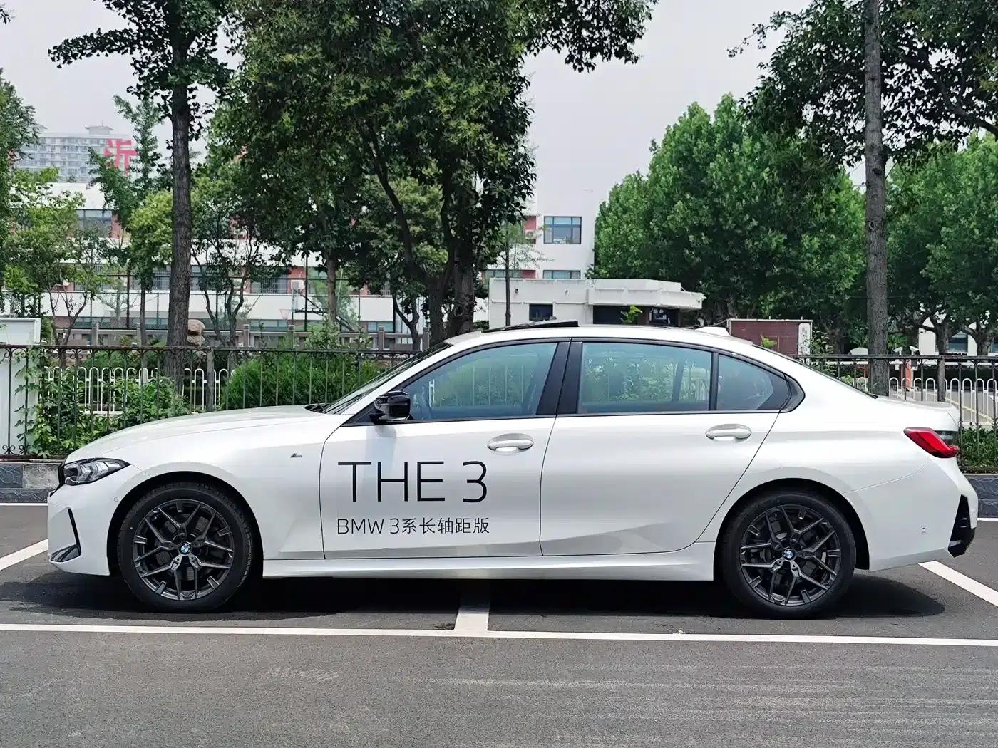 2025 BMW 3 Series 330Li M Sport Shadow Edition — миниатюра 3