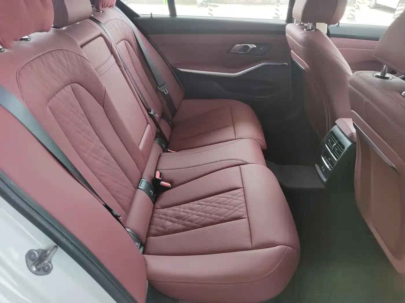 2025 BMW 3 Series 330Li M Sport Shadow Edition — миниатюра 9