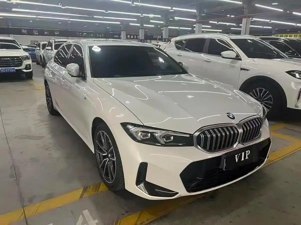 2023 BMW 3 Series 320Li M Sport Package — миниатюра 3