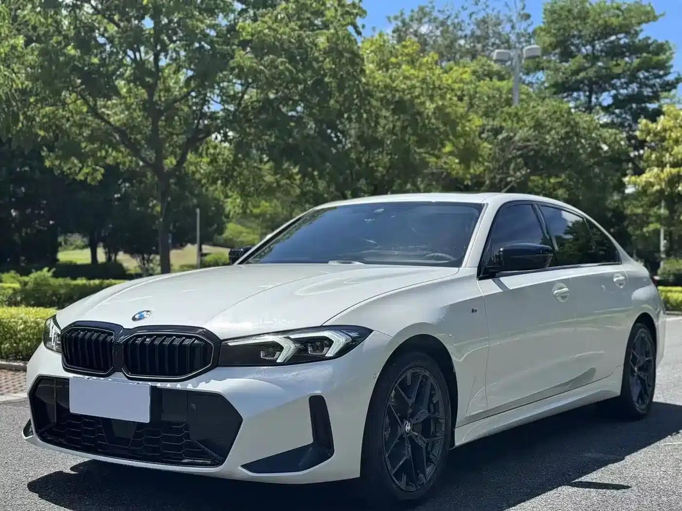 2025 BMW 3 Series 330i M Sport Shadow Edition — миниатюра 1