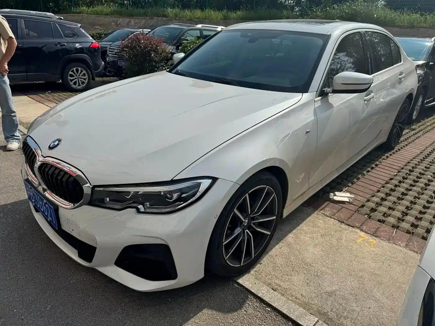 2020 BMW 3 Series 320Li M Sport Package — миниатюра 1