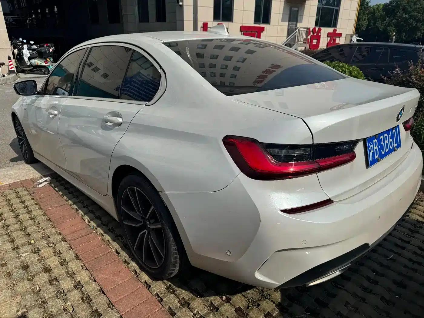 2020 BMW 3 Series 320Li M Sport Package — миниатюра 3