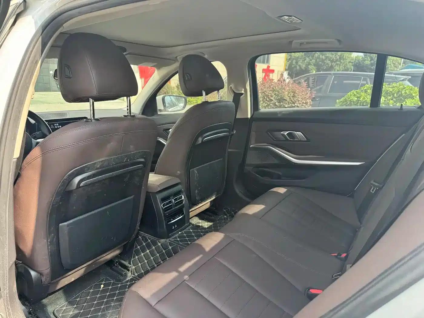2020 BMW 3 Series 320Li M Sport Package — миниатюра 7