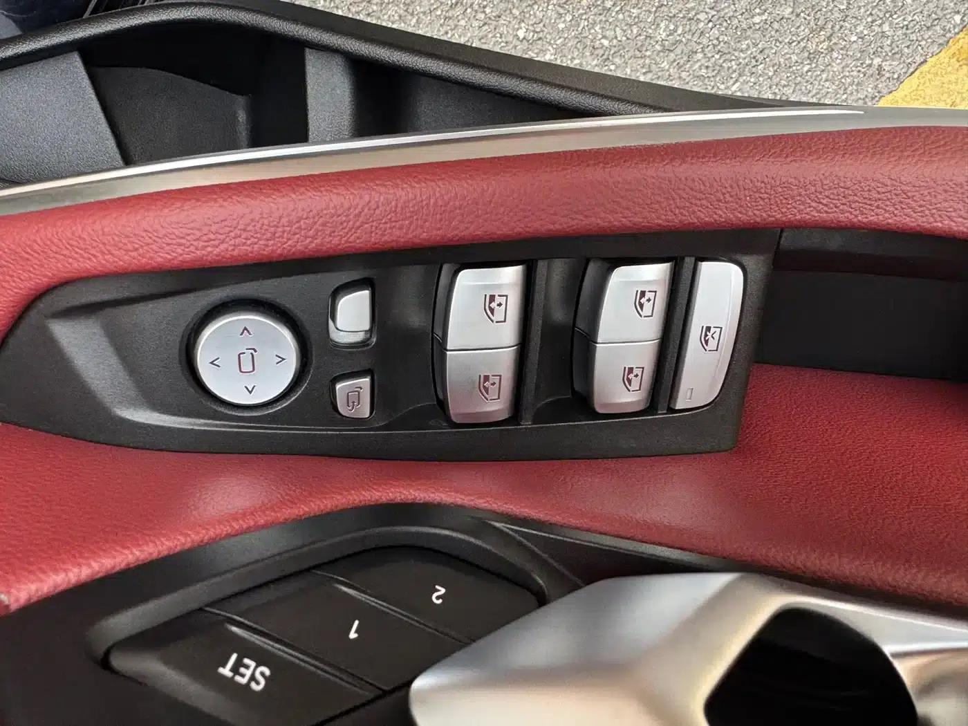 2023 BMW 3 Series 325Li M Sport Shadow Edition — миниатюра 21