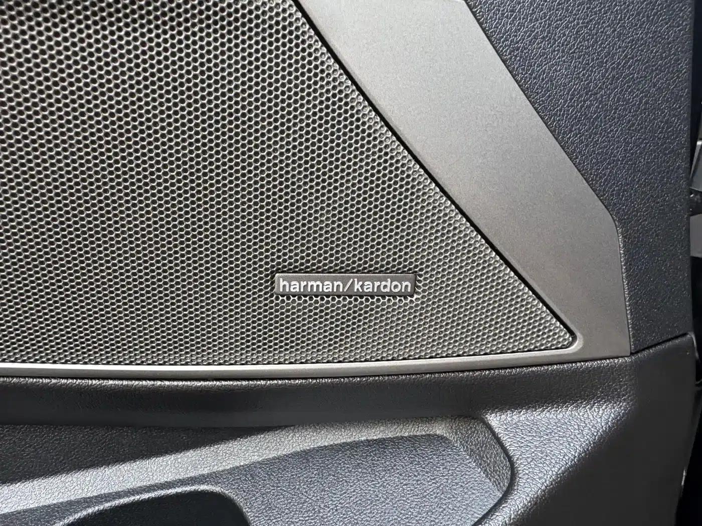 2023 BMW 3 Series 325Li M Sport Shadow Edition — миниатюра 23