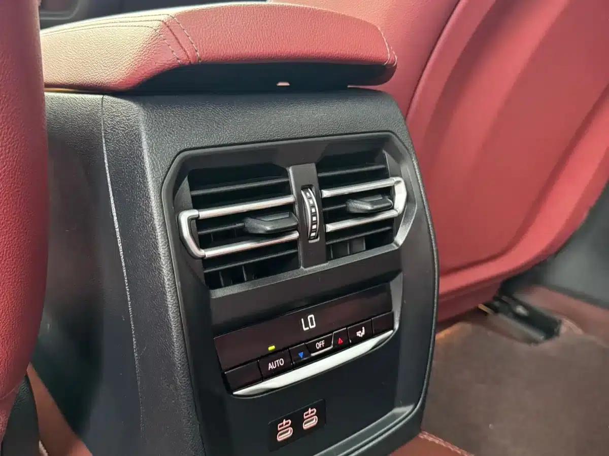 2023 BMW 3 Series 325Li M Sport Shadow Edition — миниатюра 25