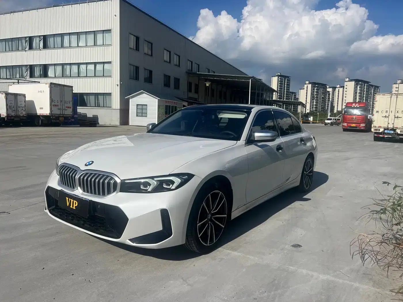 2023 BMW 3 Series 320Li M Sport Package — миниатюра 1