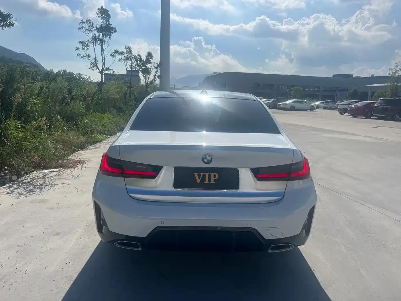 2023 BMW 3 Series 320Li M Sport Package — миниатюра 8