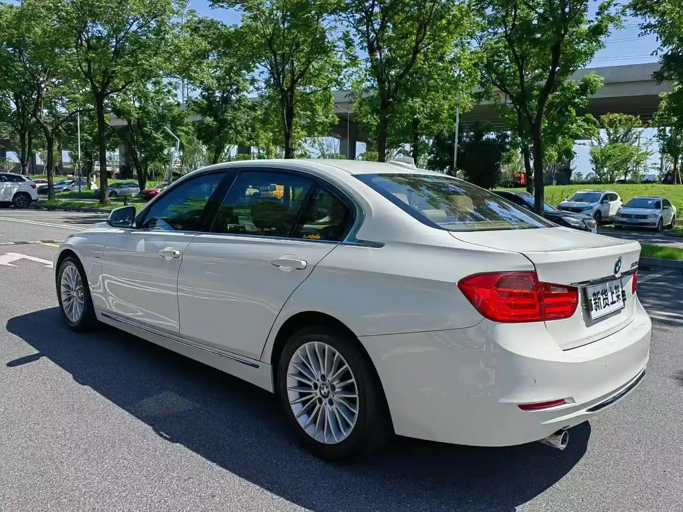 BMW 3 Series 2013 320Li Luxury Design Package — миниатюра 7