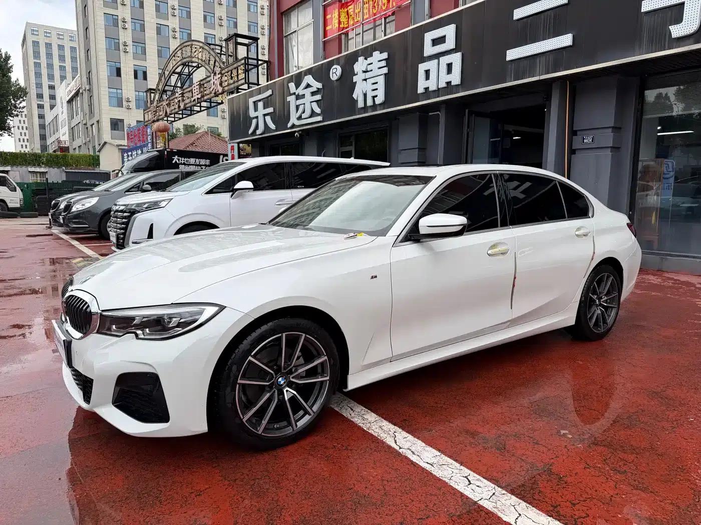 2022 BMW 3 Series 320Li M Sport Package — миниатюра 2