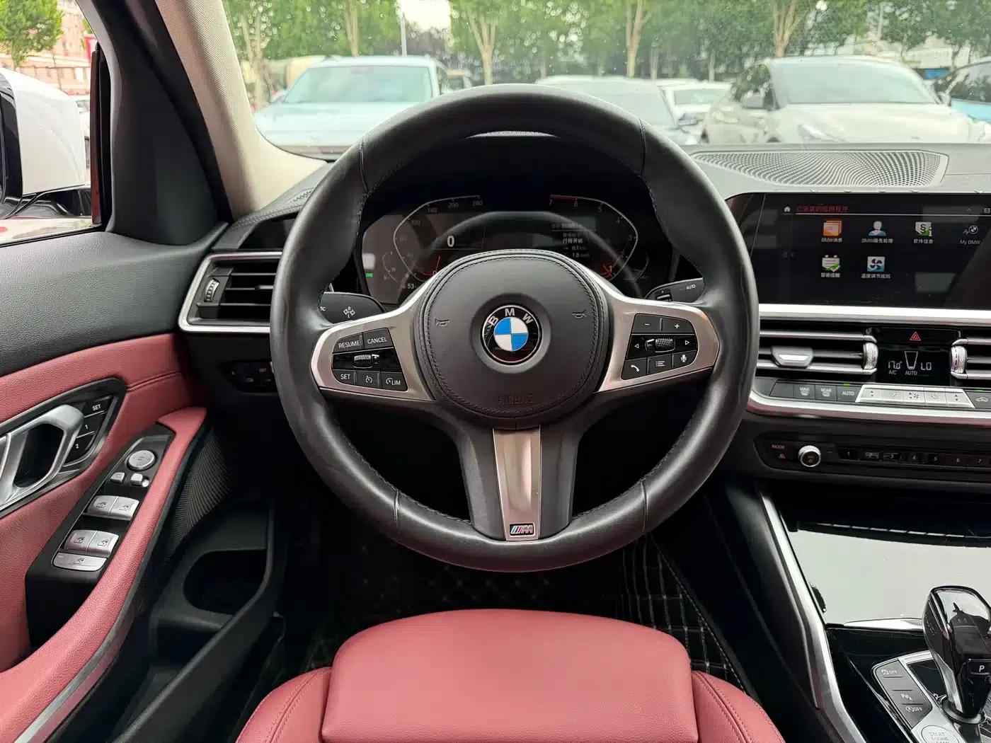 2022 BMW 3 Series 320Li M Sport Package — миниатюра 12