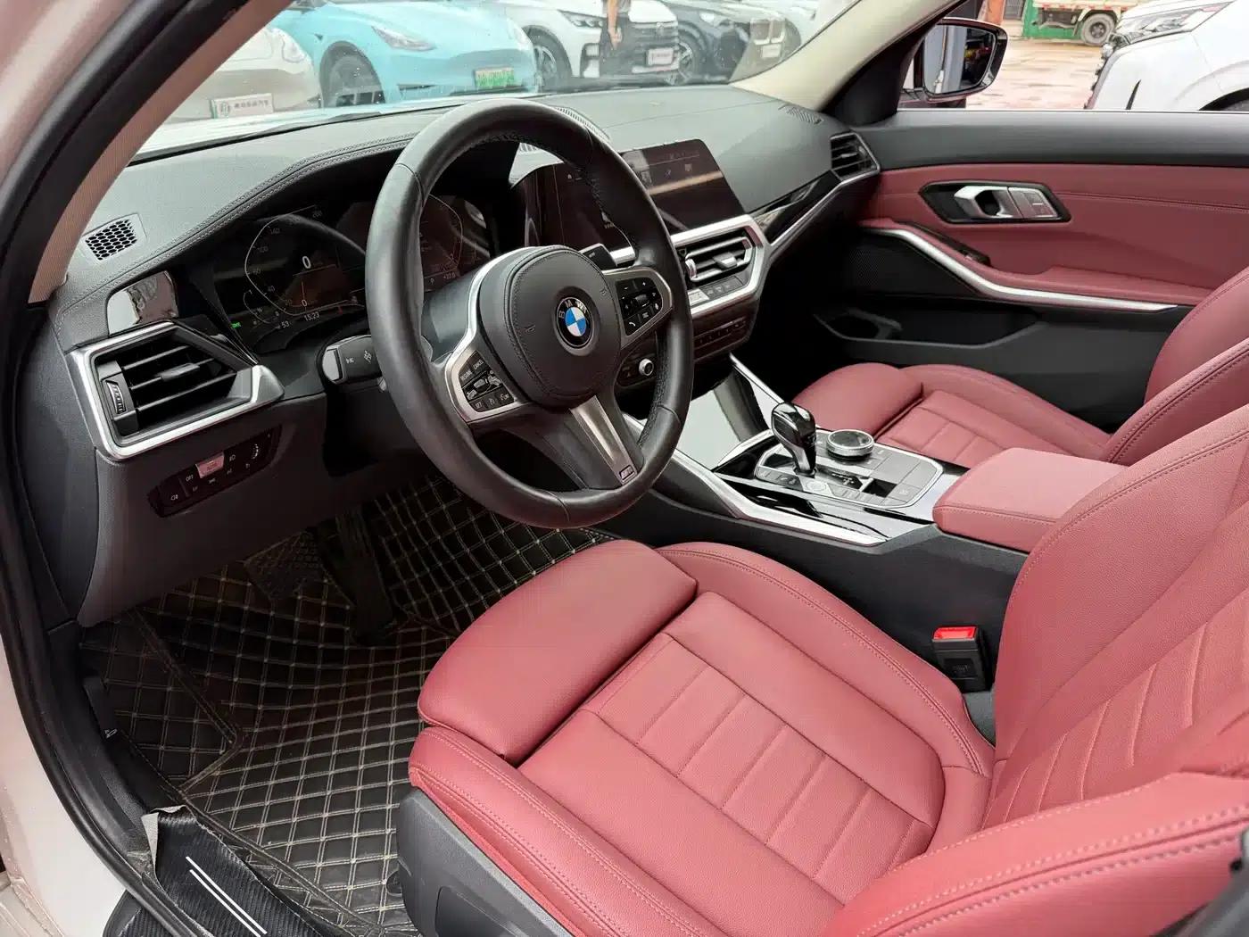 2022 BMW 3 Series 320Li M Sport Package — миниатюра 7
