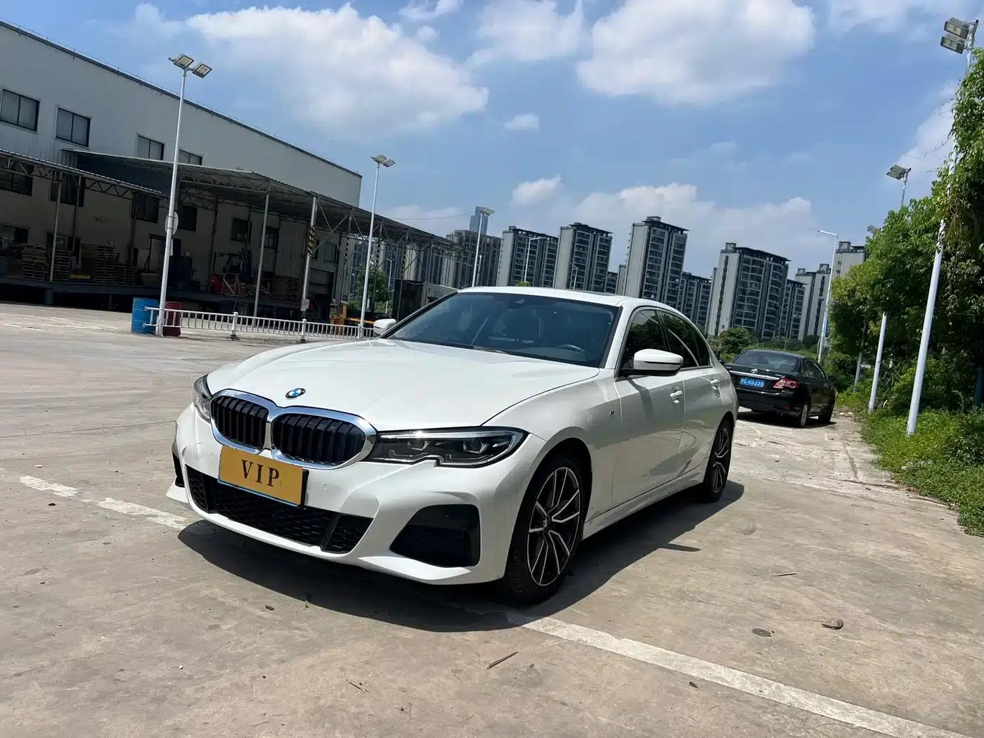 2021 BMW 3 Series 325Li M Sport Package — миниатюра 1