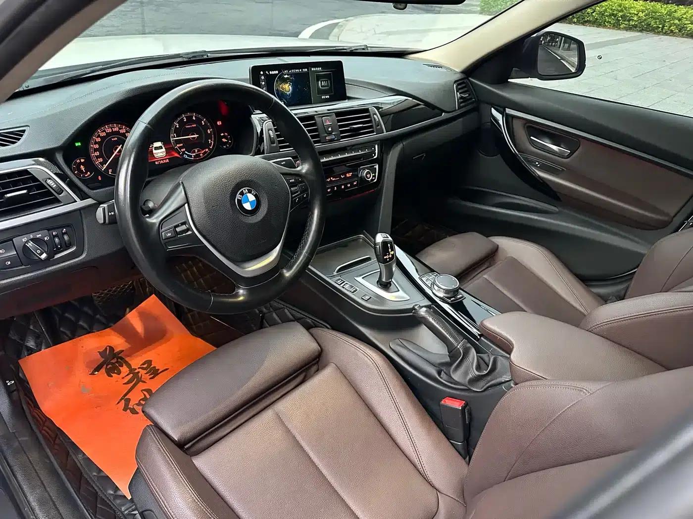 BMW 3 Series 2019 320Li Fashion Edition — миниатюра 16
