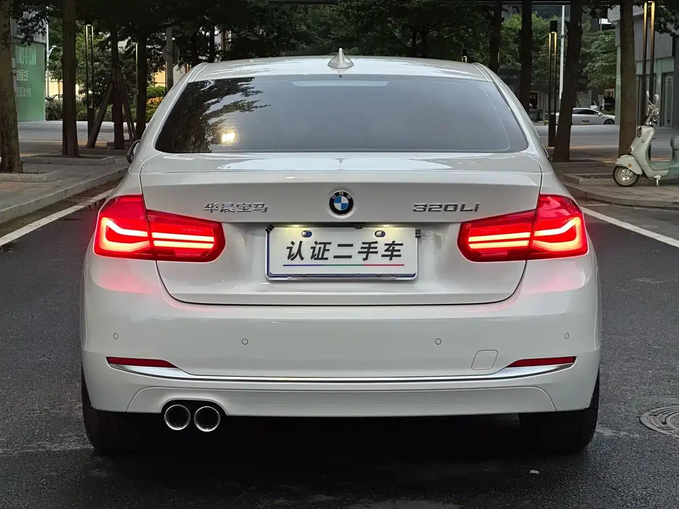 BMW 3 Series 2019 320Li Fashion Edition — миниатюра 27