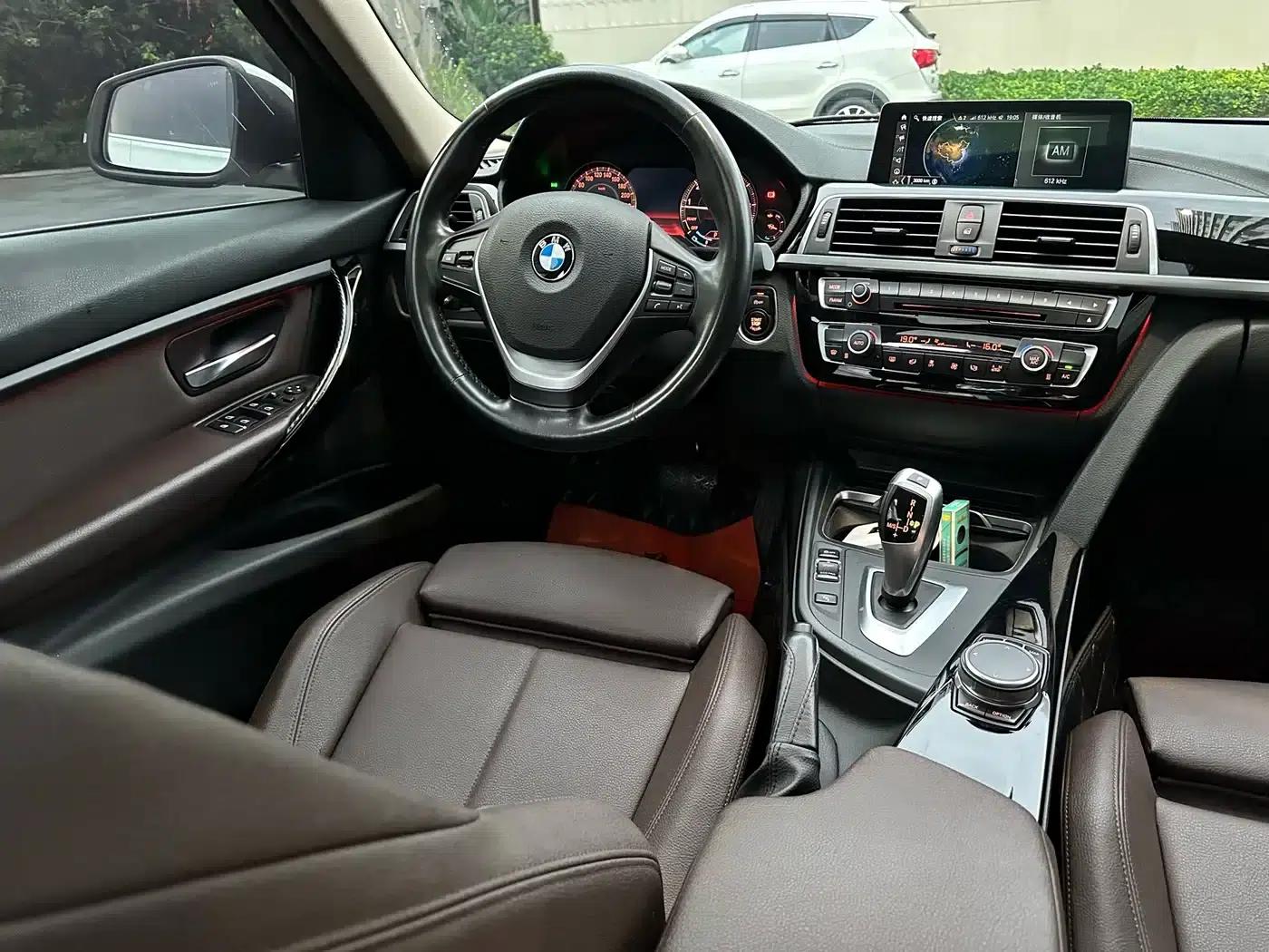BMW 3 Series 2019 320Li Fashion Edition — миниатюра 7