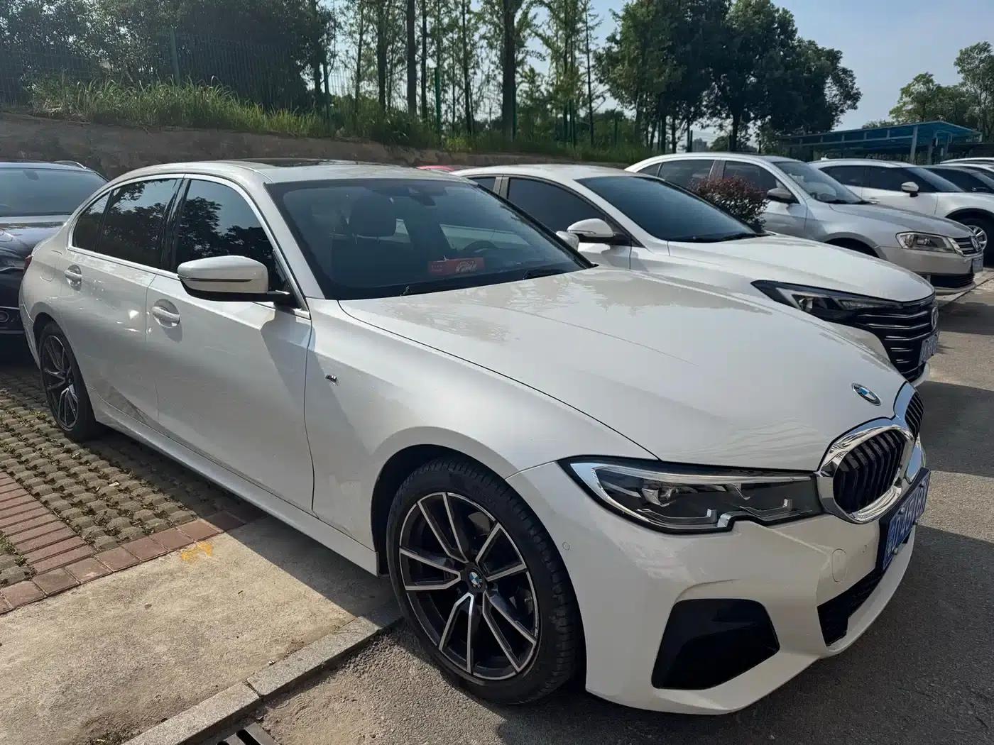 2022 BMW 3 Series 325Li M Sport Package — миниатюра 2