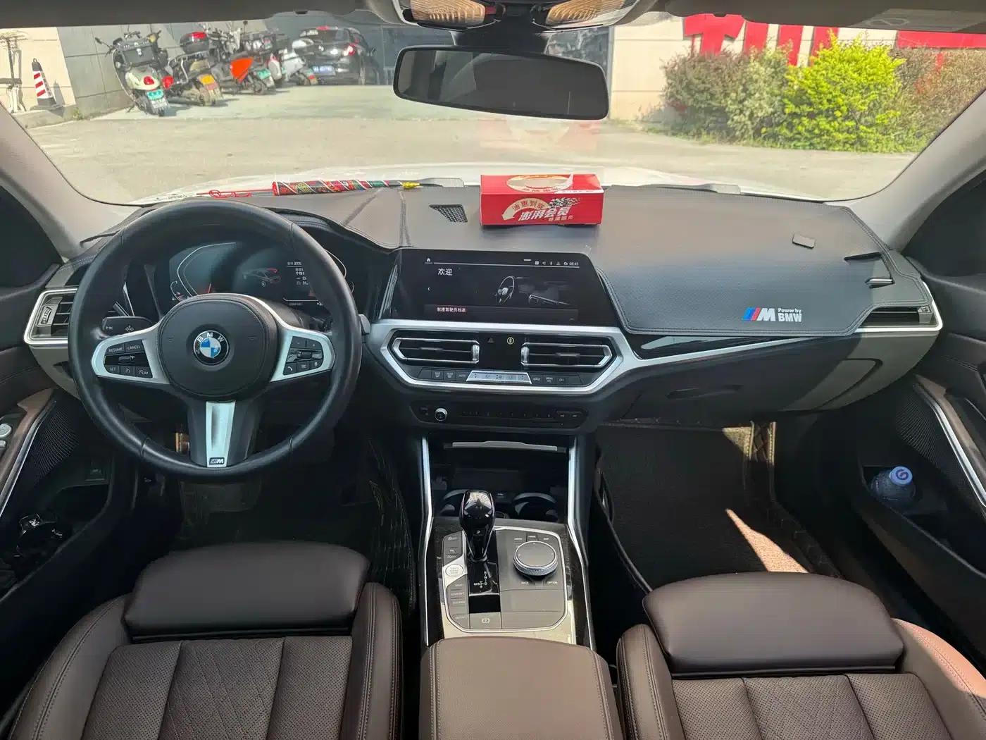 2022 BMW 3 Series 325Li M Sport Package — миниатюра 5