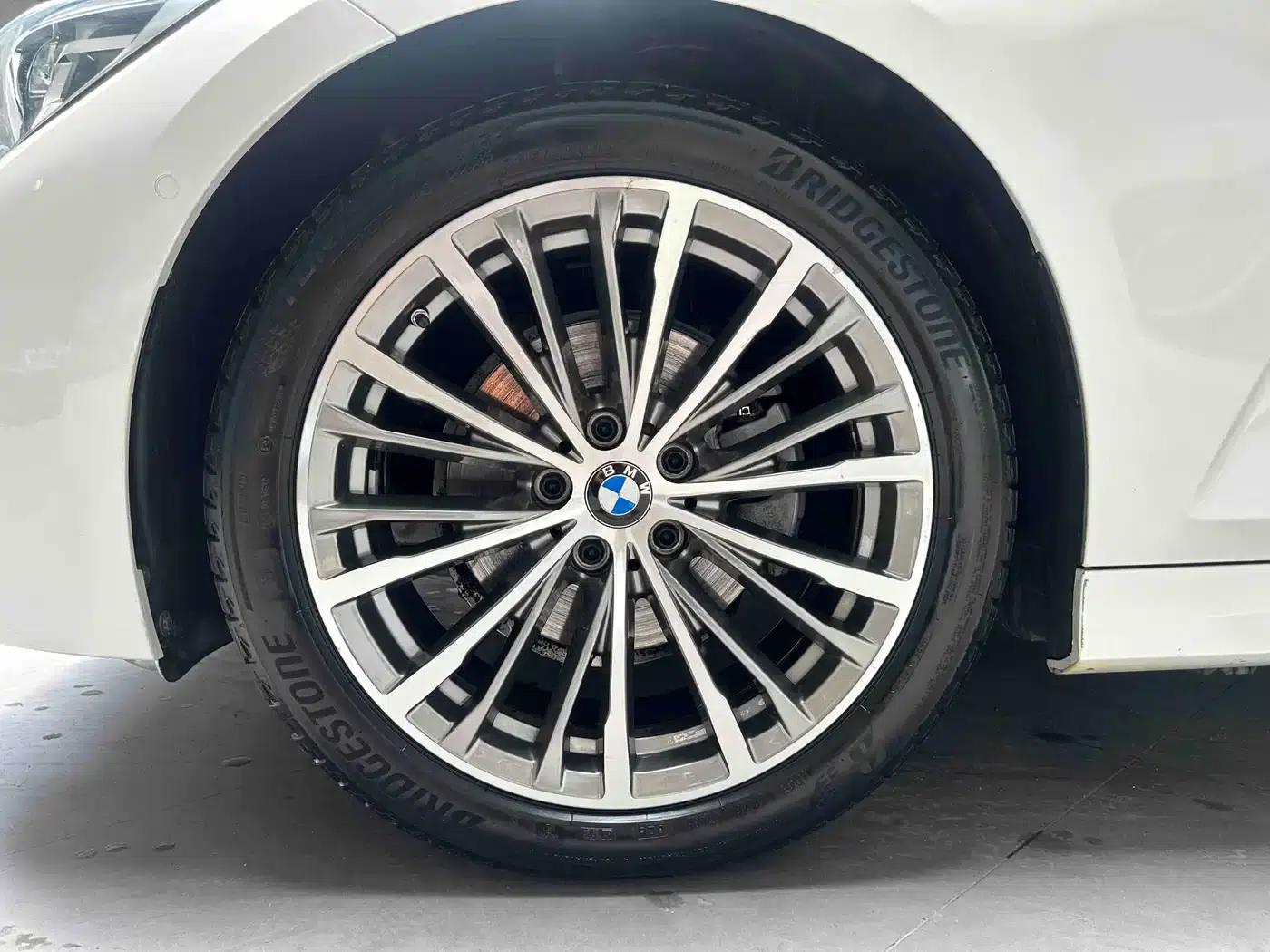 2020 BMW 3 Series 320i Sport Package — миниатюра 3