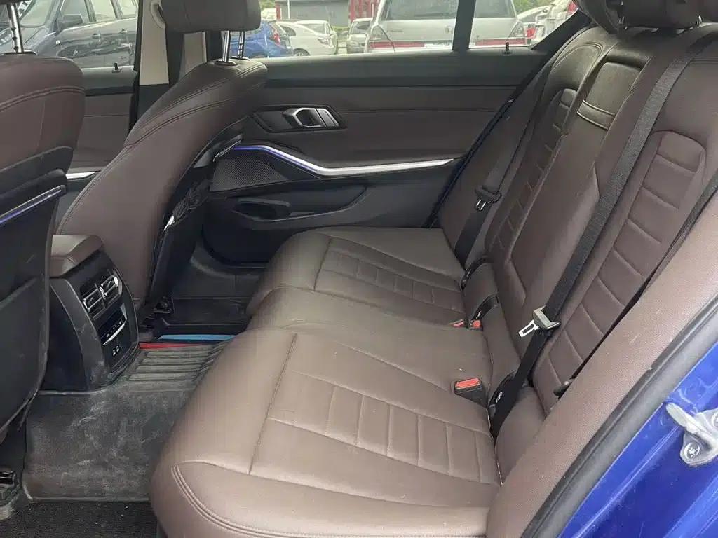 2020 BMW 3 Series 325Li M Sport Package — миниатюра 7