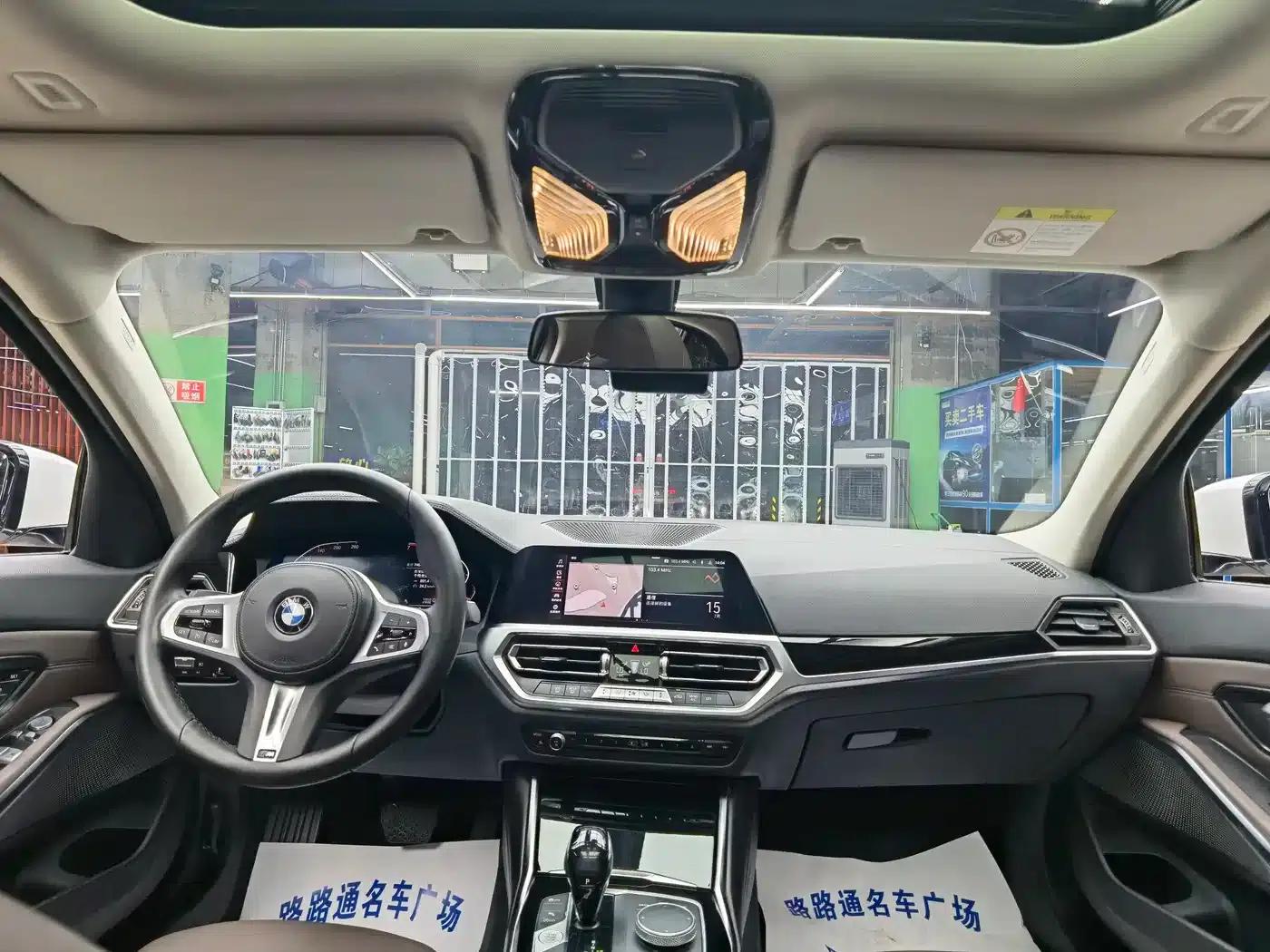 2021 BMW 3 Series 320Li M Sport Package — миниатюра 7