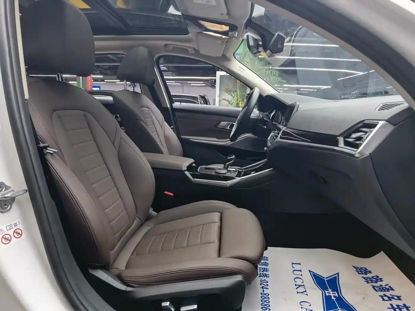 2021 BMW 3 Series 320Li M Sport Package — миниатюра 8