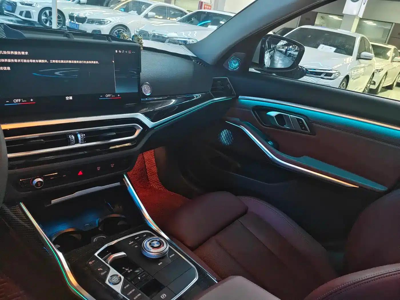 2023 BMW 3 Series 325Li M Sport Package — миниатюра 8