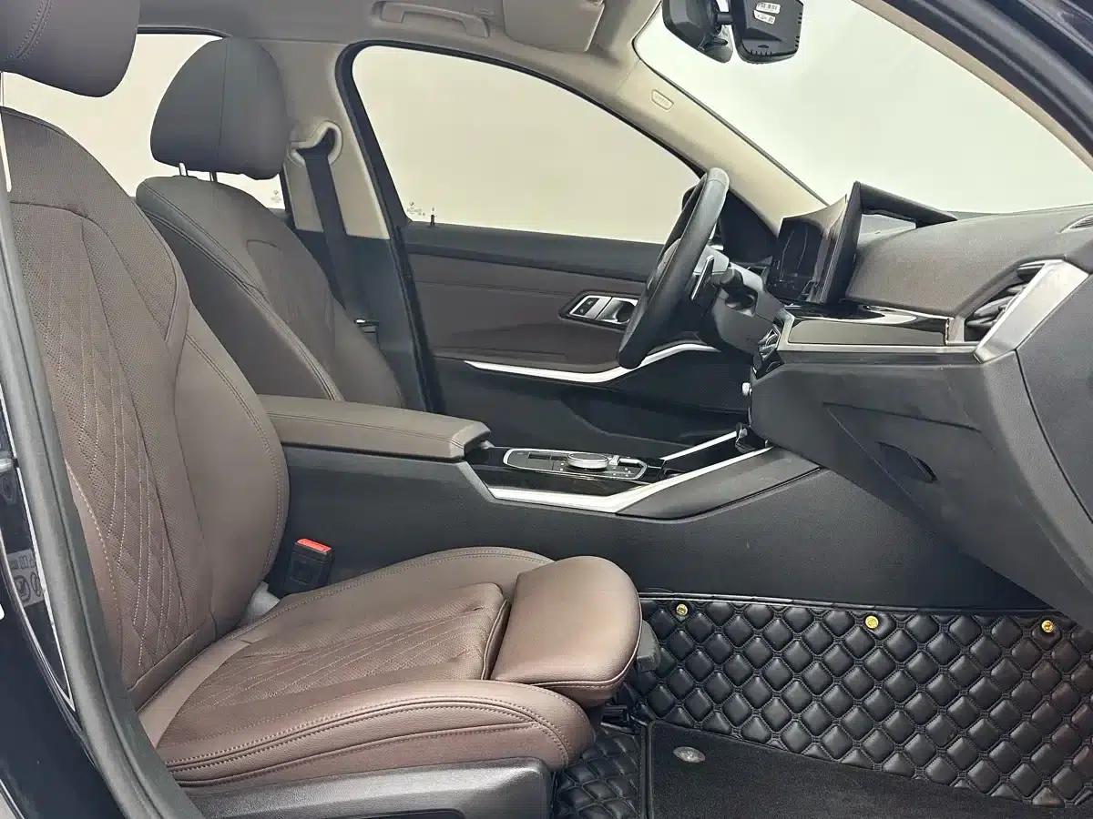 2023 BMW 3 Series 320Li M Sport Package — миниатюра 9