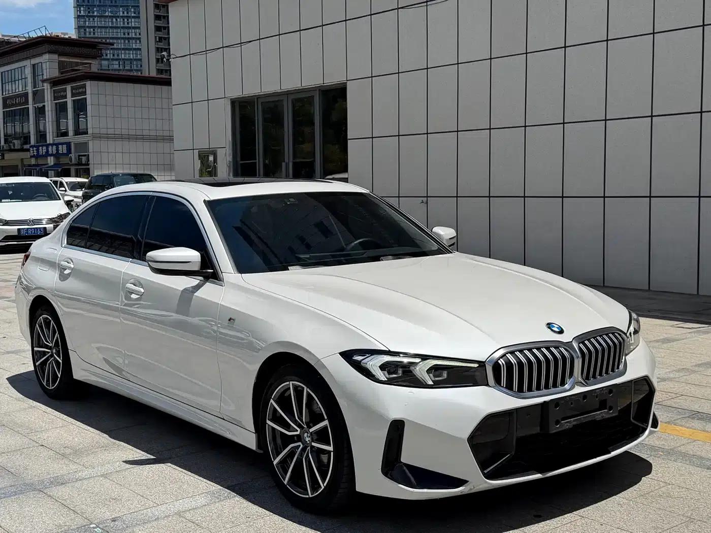 2023 BMW 3 Series 320Li M Sport Package — миниатюра 3