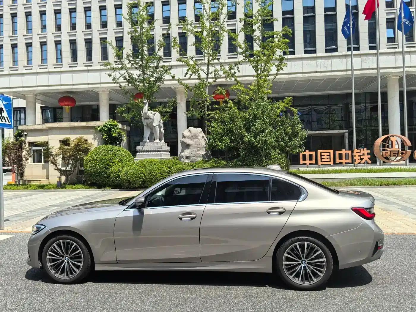 BMW 3 Series 2020 325Li First Edition — миниатюра 7