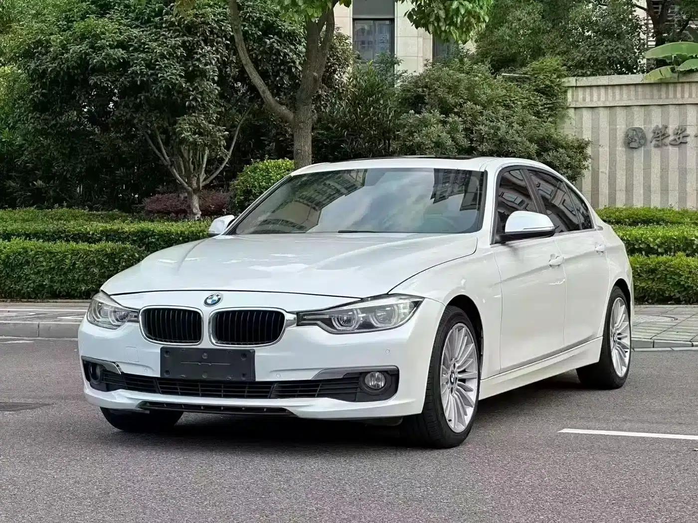 2017 BMW 3 Series 320Li Fashion Edition — миниатюра 1