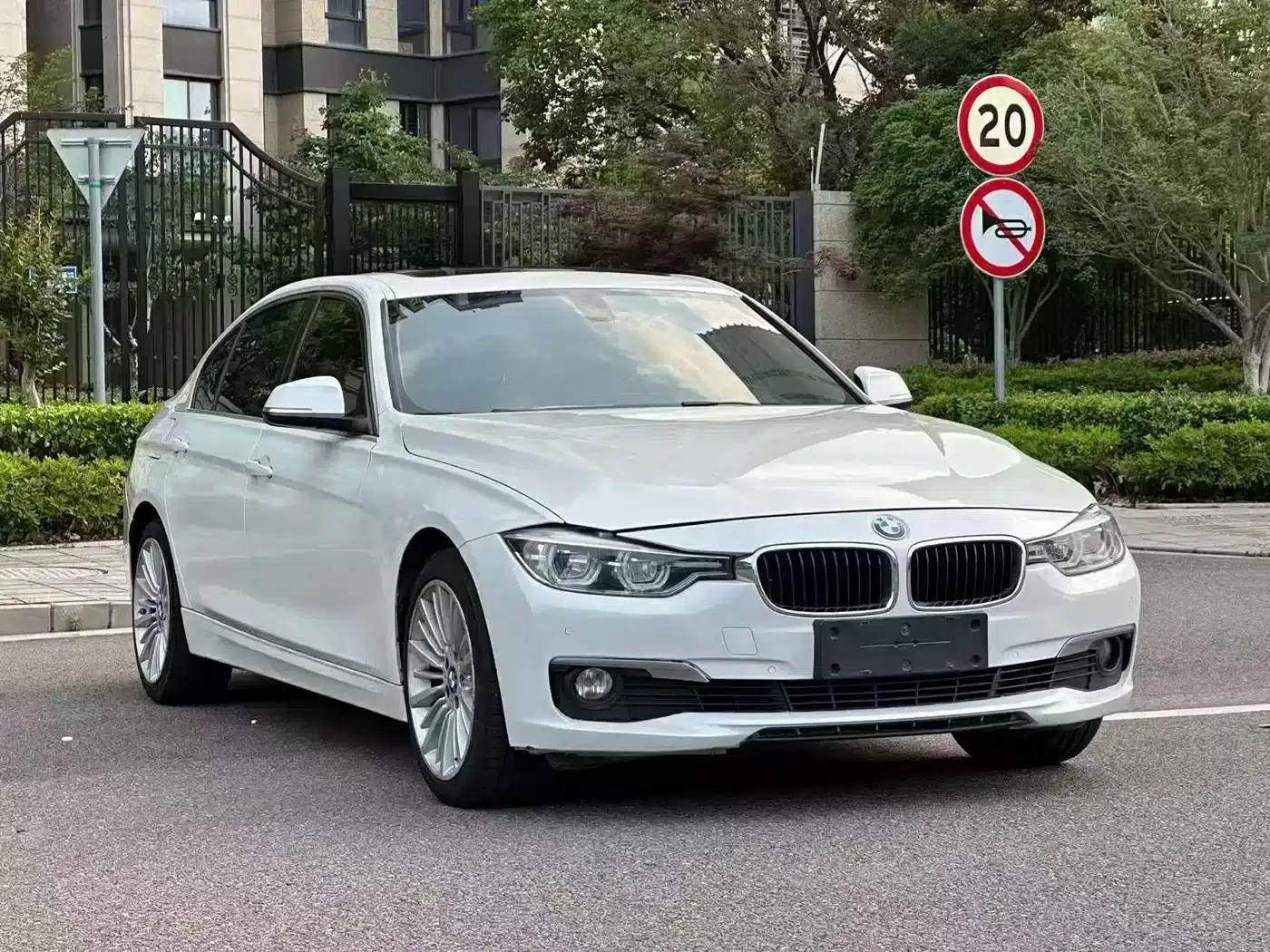 2017 BMW 3 Series 320Li Fashion Edition — миниатюра 3