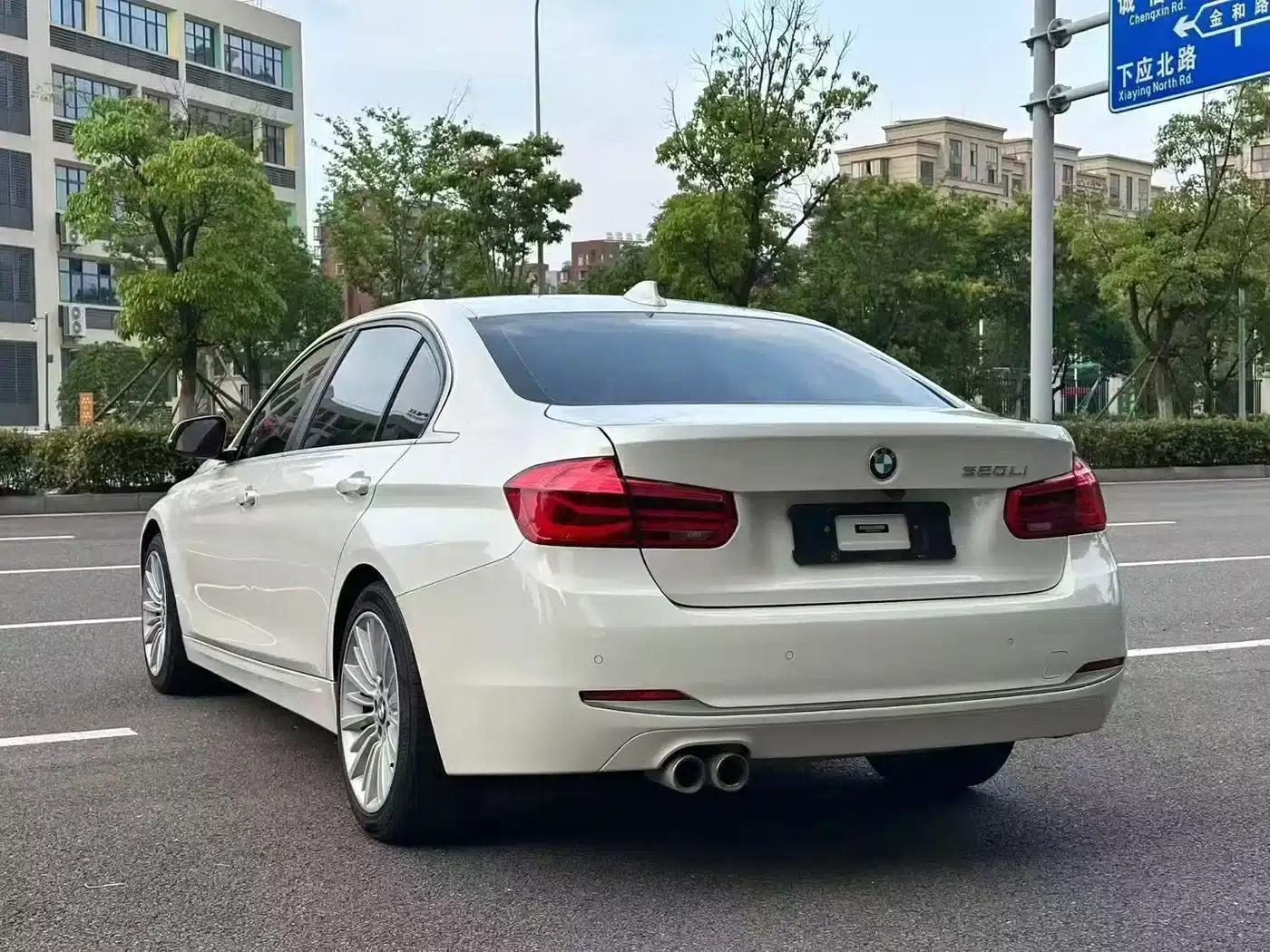2017 BMW 3 Series 320Li Fashion Edition — миниатюра 9