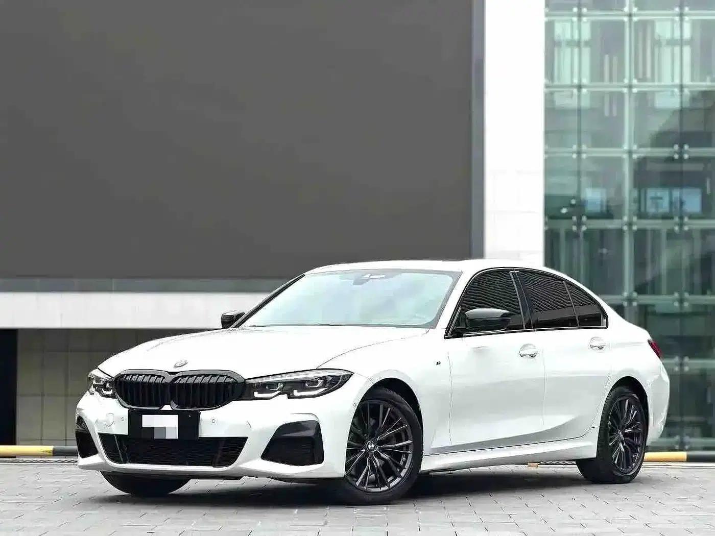 2022 BMW 3 Series 330i M Sport Shadow Edition — миниатюра 1