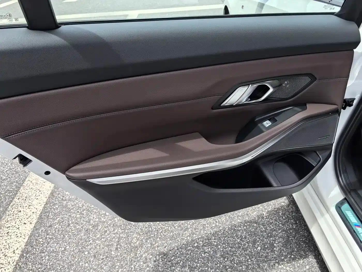 2026 BMW 3 Series 330Li M Sport Shadow Edition — миниатюра 26