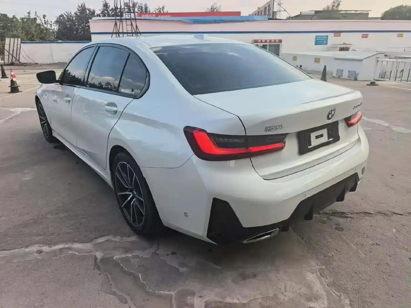 2024 BMW 3 Series 325i M Sport Shadow Edition — миниатюра 6
