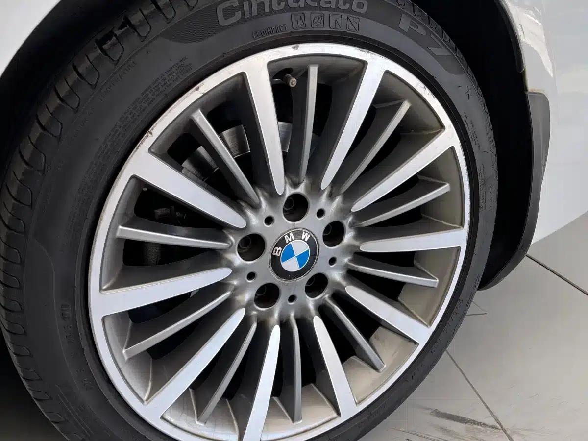 BMW 3 Series 2019 320Li Fashion Edition — миниатюра 11