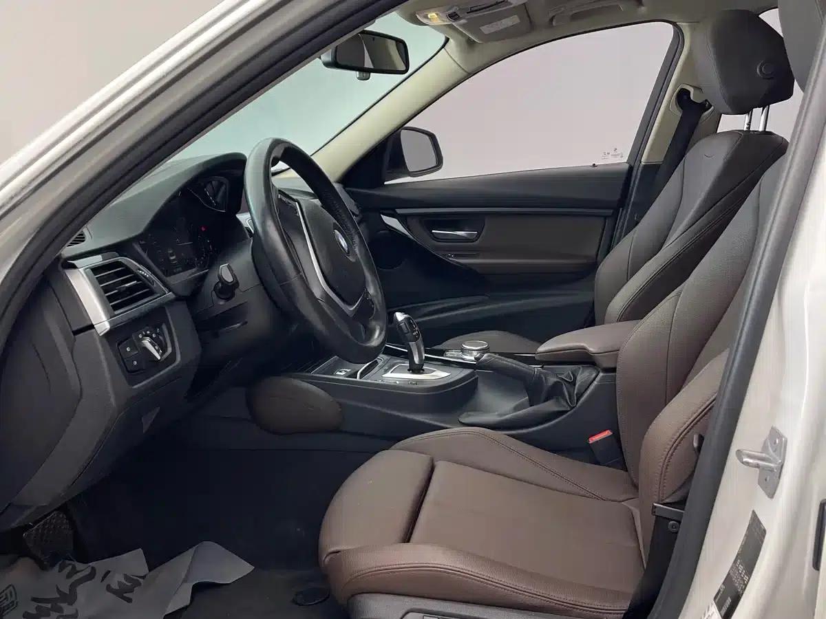 BMW 3 Series 2019 320Li Fashion Edition — миниатюра 15