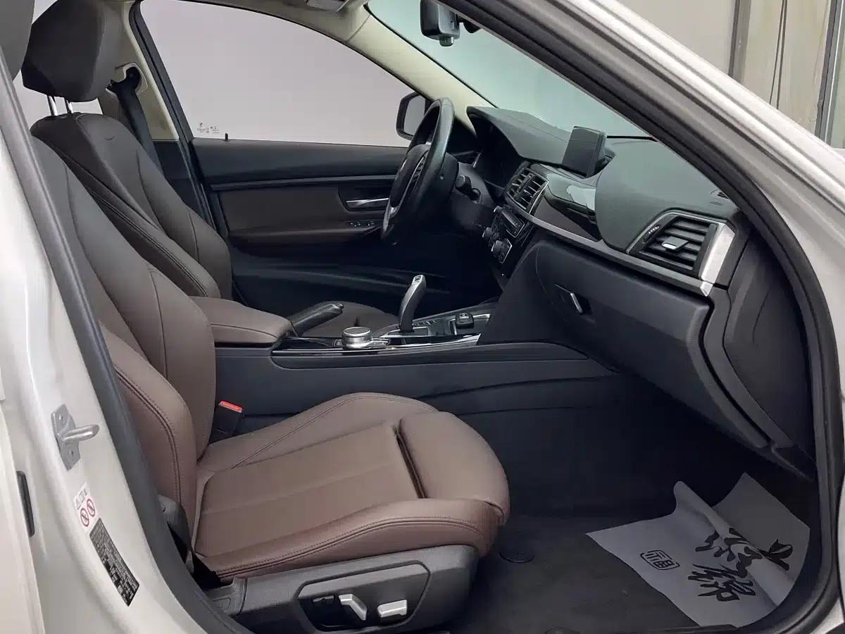 BMW 3 Series 2019 320Li Fashion Edition — миниатюра 23