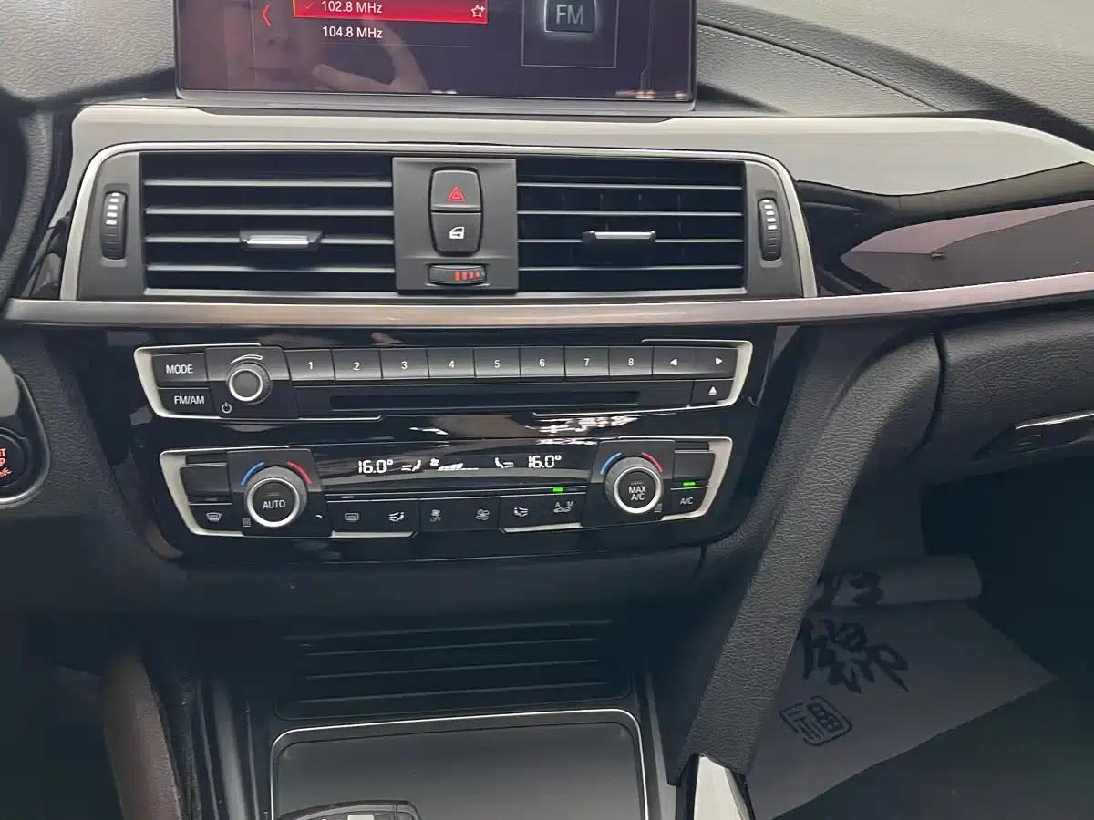 BMW 3 Series 2019 320Li Fashion Edition — миниатюра 27
