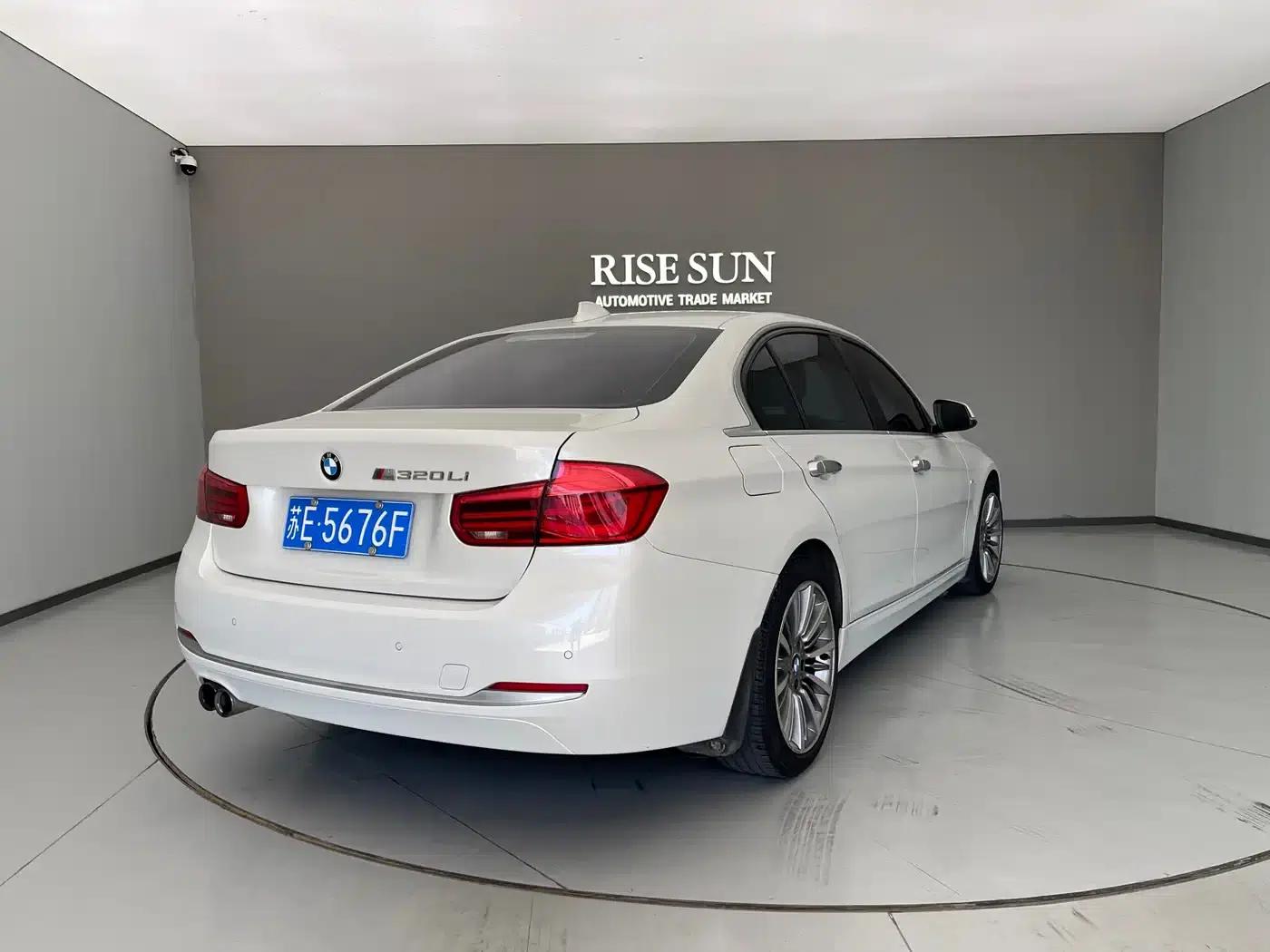 BMW 3 Series 2019 320Li Fashion Edition — миниатюра 33