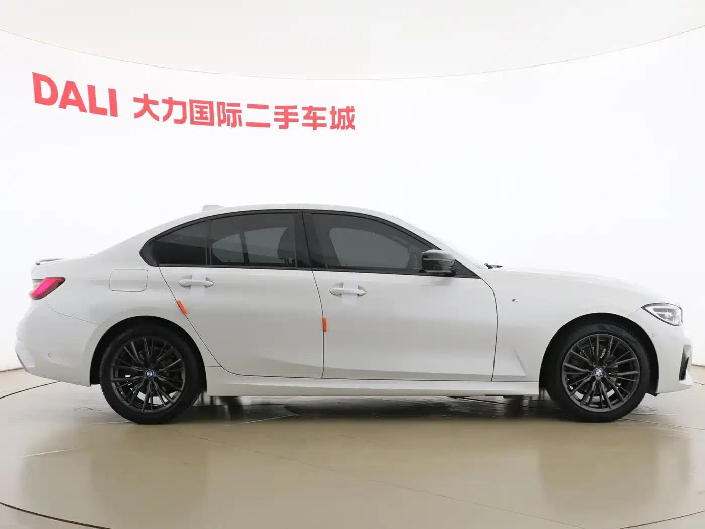 2021 BMW 3 Series 325i M Sport Shadow Edition — миниатюра 12
